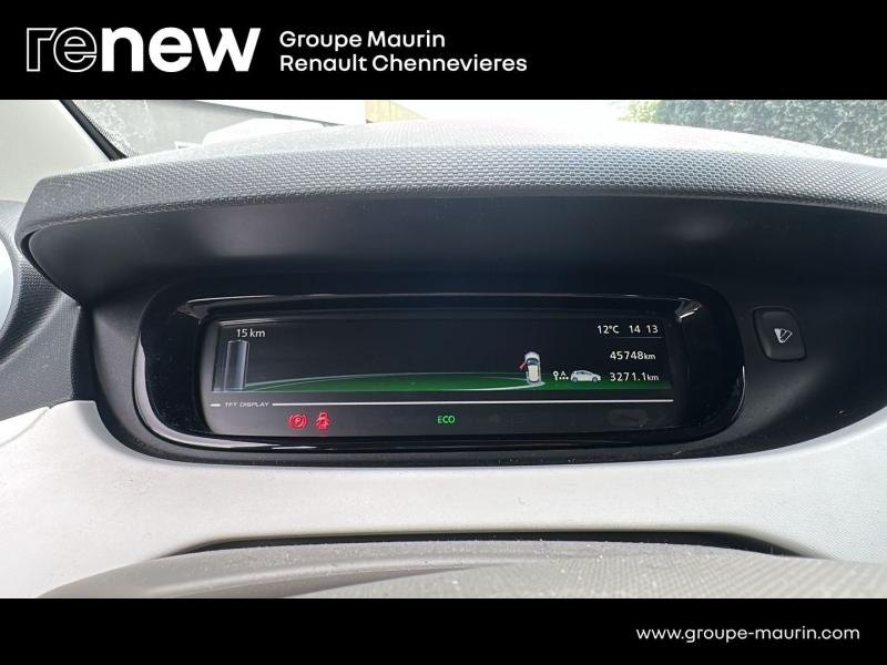RENAULT Zoe d’occasion à vendre à CHENNEVIÈRES-SUR-MARNE chez ADP - SOVEA 94 (Photo 9)