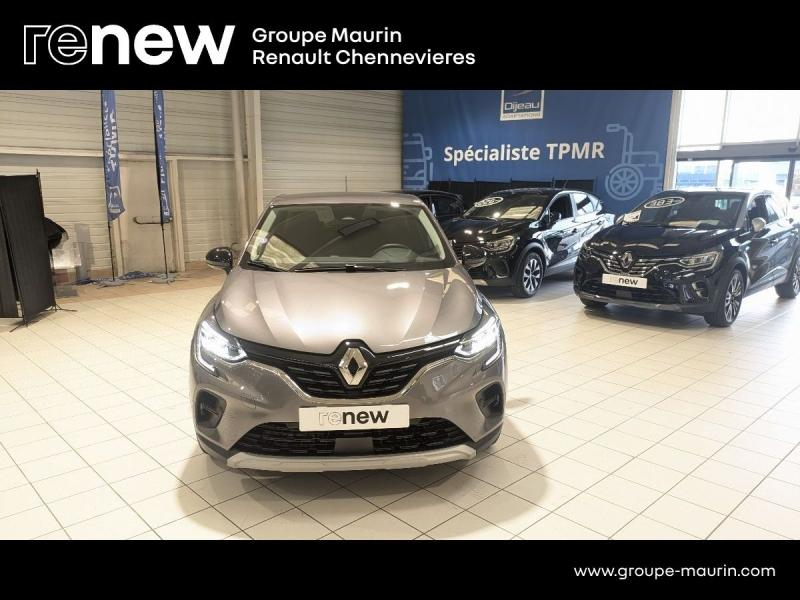 RENAULT Captur d’occasion à vendre à CHENNEVIÈRES-SUR-MARNE chez ADP - SOVEA 94 (Photo 3)