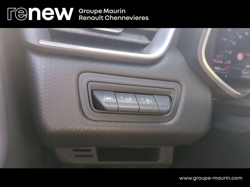 RENAULT Clio d’occasion à vendre à CHENNEVIÈRES-SUR-MARNE chez ADP - SOVEA 94 (Photo 15)