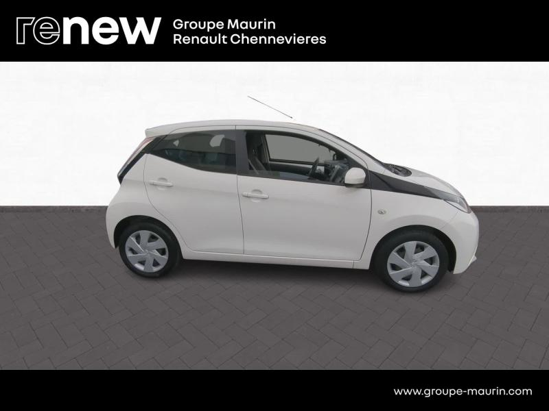 TOYOTA Aygo d’occasion à vendre à CHENNEVIÈRES-SUR-MARNE chez ADP - SOVEA 94 (Photo 3)