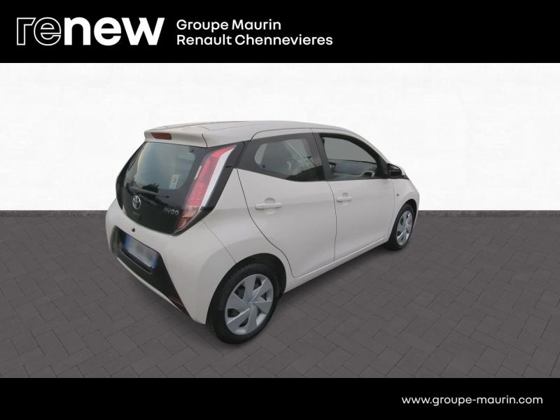 TOYOTA Aygo d’occasion à vendre à CHENNEVIÈRES-SUR-MARNE chez ADP - SOVEA 94 (Photo 5)