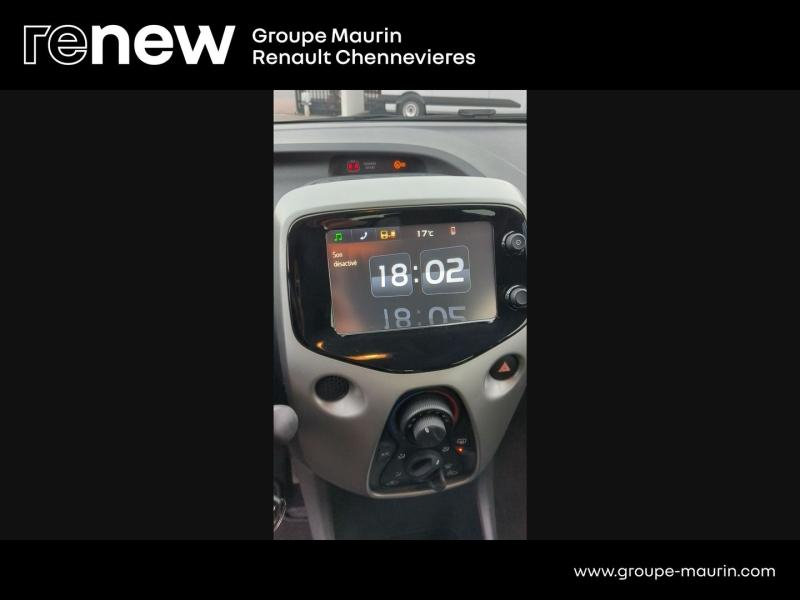 TOYOTA Aygo d’occasion à vendre à CHENNEVIÈRES-SUR-MARNE chez ADP - SOVEA 94 (Photo 17)