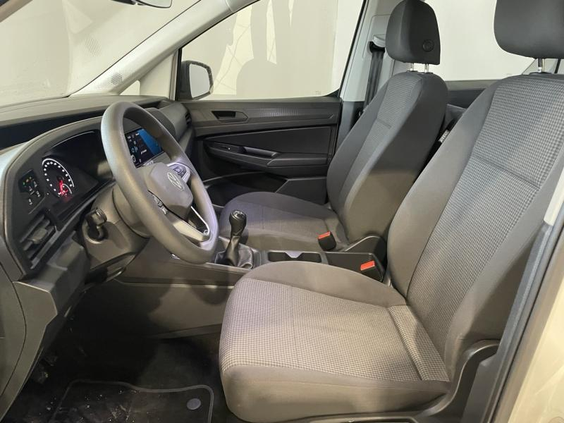 VOLKSWAGEN Caddy d’occasion à vendre à CHENNEVIÈRES-SUR-MARNE chez ADP - SOVEA 94 (Photo 9)