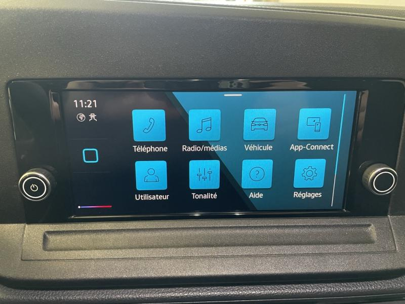 VOLKSWAGEN Caddy d’occasion à vendre à CHENNEVIÈRES-SUR-MARNE chez ADP - SOVEA 94 (Photo 16)
