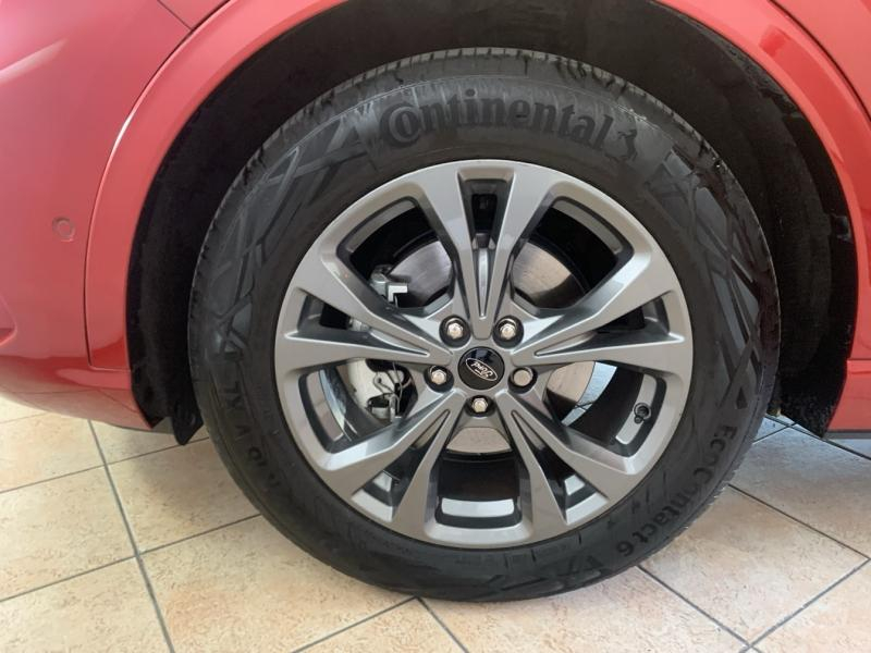 FORD Kuga d’occasion à vendre à CHENNEVIÈRES-SUR-MARNE chez ADP - SOVEA 94 (Photo 19)