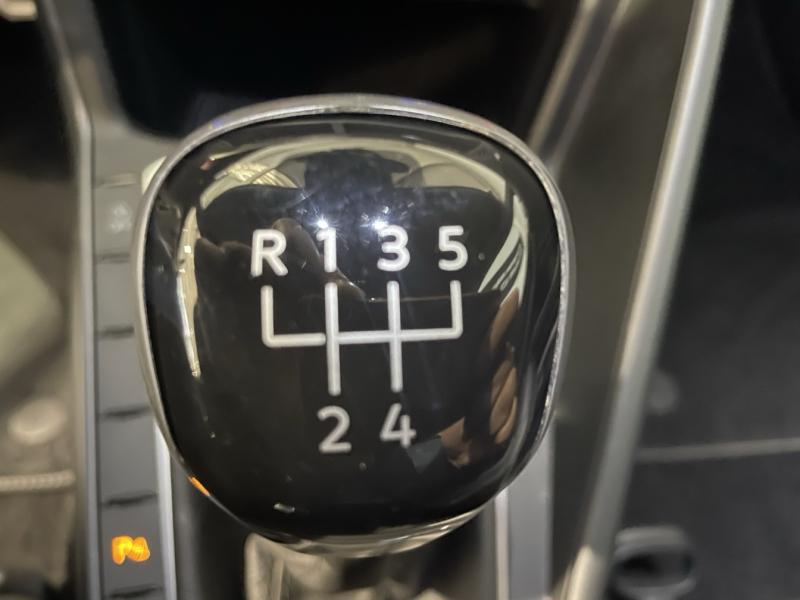 VOLKSWAGEN Polo d’occasion à vendre à CHENNEVIÈRES-SUR-MARNE chez ADP - SOVEA 94 (Photo 13)