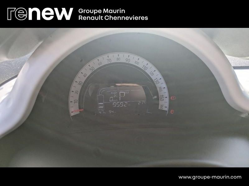 RENAULT Twingo d’occasion à vendre à CHENNEVIÈRES-SUR-MARNE chez ADP - SOVEA 94 (Photo 18)