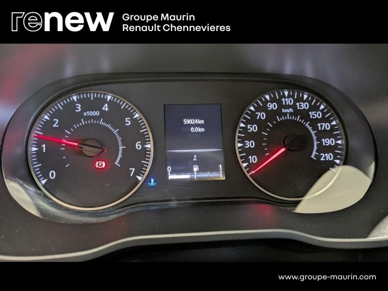 DACIA Duster d’occasion à vendre à CHENNEVIÈRES-SUR-MARNE chez ADP - SOVEA 94 (Photo 6)