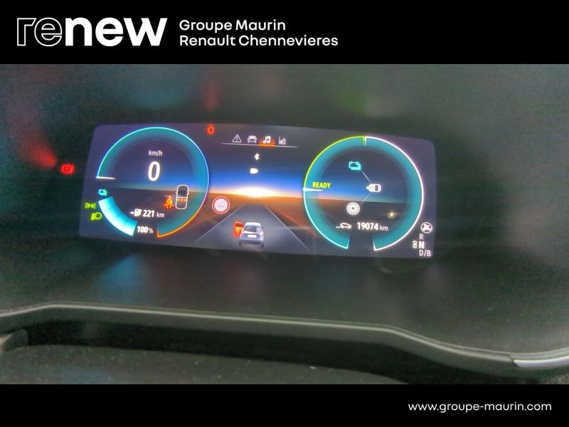 RENAULT Zoe d’occasion à vendre à CHENNEVIÈRES-SUR-MARNE chez ADP - SOVEA 94 (Photo 10)