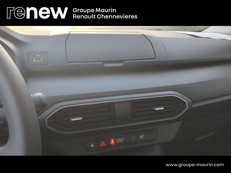 DACIA Sandero d’occasion à vendre à CHENNEVIÈRES-SUR-MARNE chez ADP - SOVEA 94 (Photo 10)