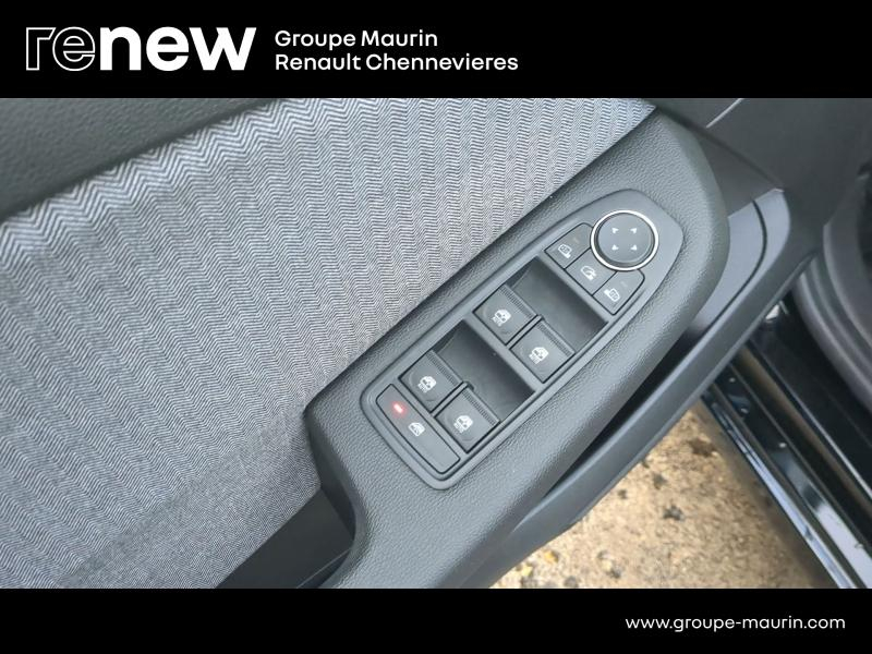 RENAULT Clio d’occasion à vendre à CHENNEVIÈRES-SUR-MARNE chez ADP - SOVEA 94 (Photo 15)