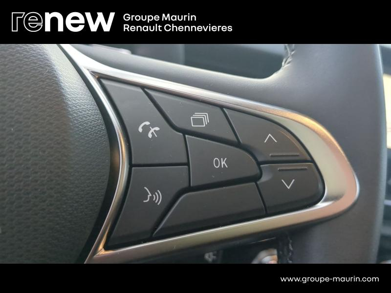 RENAULT Clio d’occasion à vendre à CHENNEVIÈRES-SUR-MARNE chez ADP - SOVEA 94 (Photo 18)