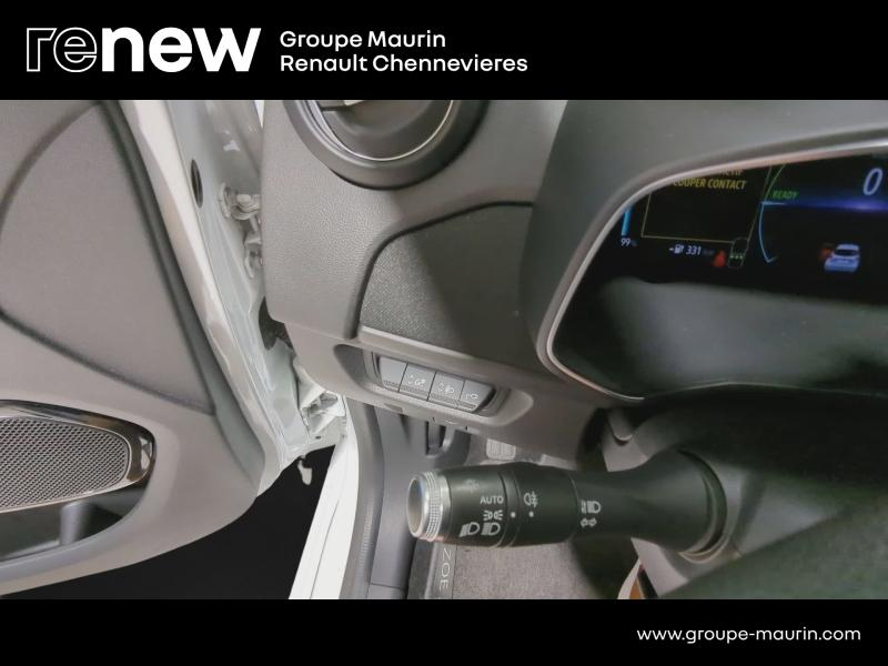 RENAULT Zoe d’occasion à vendre à CHENNEVIÈRES-SUR-MARNE chez ADP - SOVEA 94 (Photo 13)