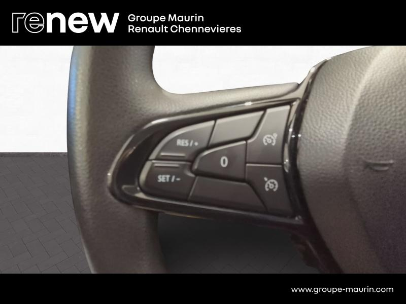 RENAULT Zoe d’occasion à vendre à CHENNEVIÈRES-SUR-MARNE chez ADP - SOVEA 94 (Photo 15)