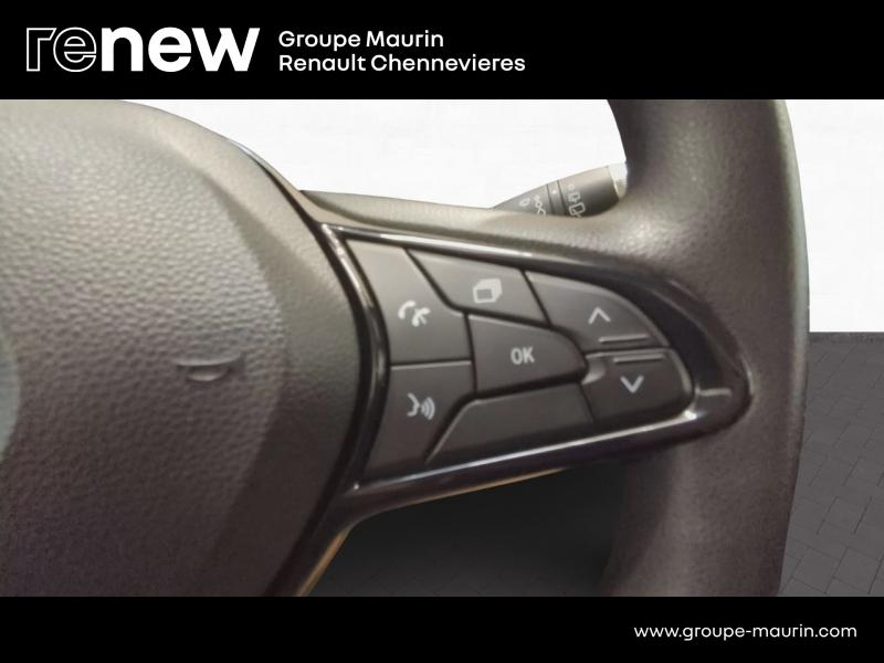 RENAULT Zoe d’occasion à vendre à CHENNEVIÈRES-SUR-MARNE chez ADP - SOVEA 94 (Photo 16)