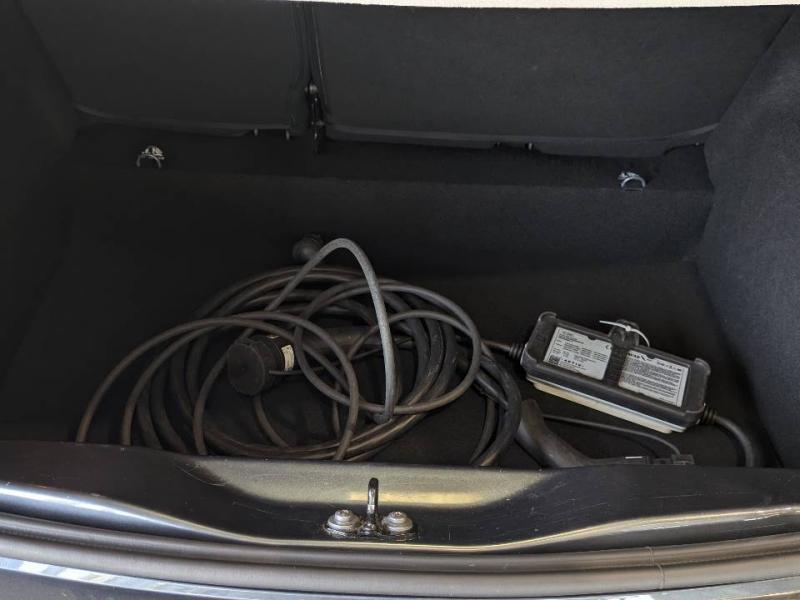 RENAULT Zoe d’occasion à vendre à CHENNEVIÈRES-SUR-MARNE chez ADP - SOVEA 94 (Photo 13)