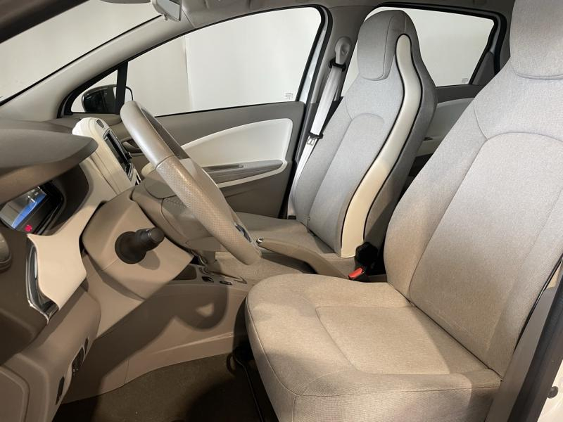RENAULT Zoe d’occasion à vendre à CHENNEVIÈRES-SUR-MARNE chez ADP - SOVEA 94 (Photo 5)