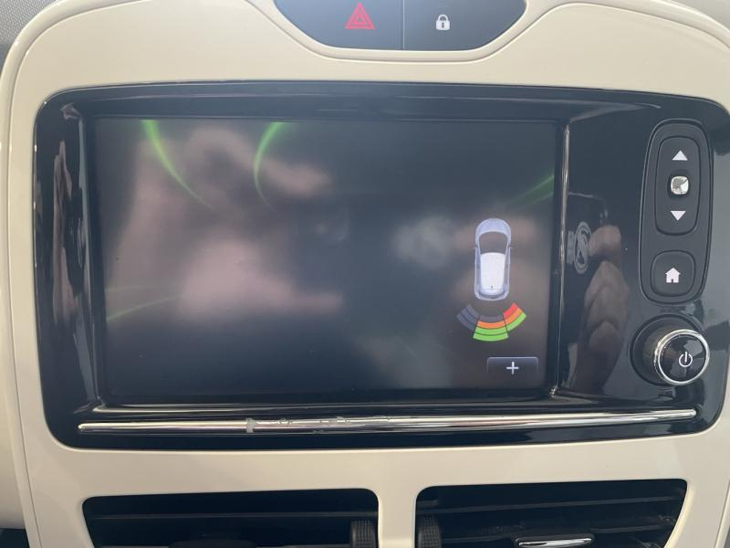 RENAULT Zoe d’occasion à vendre à CHENNEVIÈRES-SUR-MARNE chez ADP - SOVEA 94 (Photo 17)