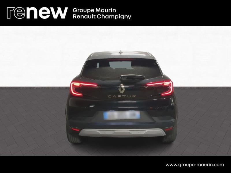 RENAULT Captur d’occasion à vendre à CHENNEVIÈRES-SUR-MARNE chez ADP - SOVEA 94 (Photo 6)