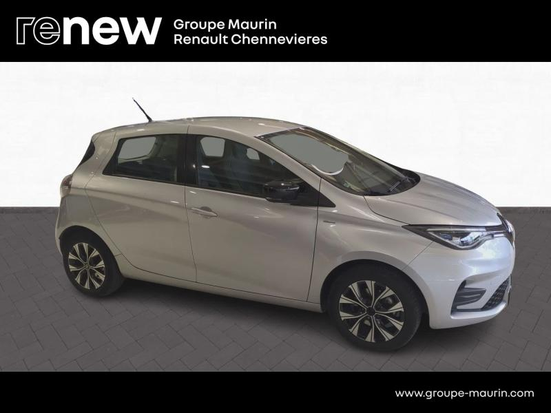 RENAULT Zoe d’occasion à vendre à CHENNEVIÈRES-SUR-MARNE chez ADP - SOVEA 94 (Photo 6)