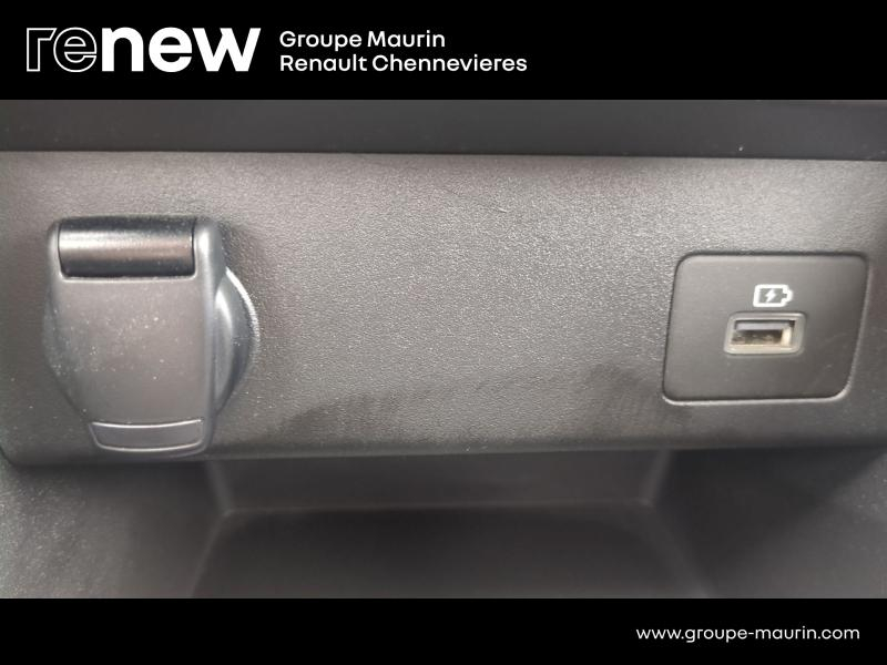 DACIA Sandero d’occasion à vendre à CHENNEVIÈRES-SUR-MARNE chez ADP - SOVEA 94 (Photo 18)