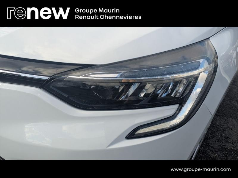 RENAULT Clio d’occasion à vendre à CHENNEVIÈRES-SUR-MARNE chez ADP - SOVEA 94 (Photo 18)