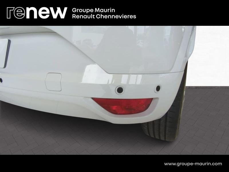 DACIA Sandero d’occasion à vendre à CHENNEVIÈRES-SUR-MARNE chez ADP - SOVEA 94 (Photo 9)