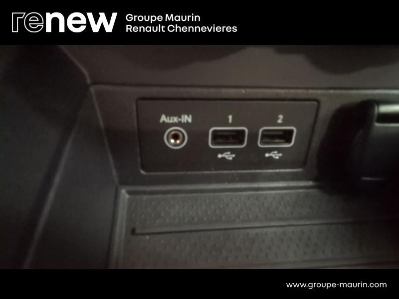 RENAULT Zoe d’occasion à vendre à CHENNEVIÈRES-SUR-MARNE chez ADP - SOVEA 94 (Photo 20)