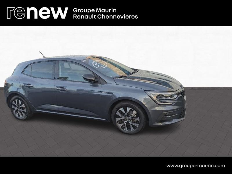 RENAULT Megane d’occasion à vendre à CHENNEVIÈRES-SUR-MARNE chez ADP - SOVEA 94 (Photo 4)