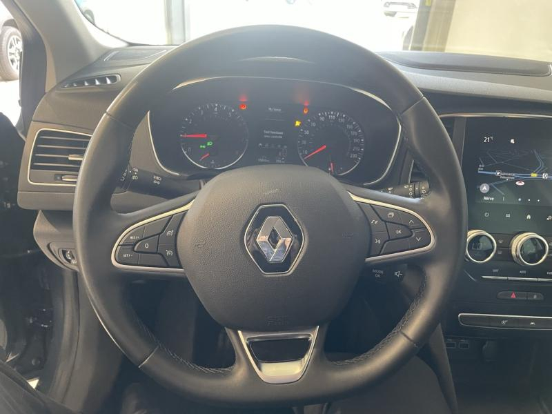 RENAULT Megane d’occasion à vendre à CHENNEVIÈRES-SUR-MARNE chez ADP - SOVEA 94 (Photo 11)