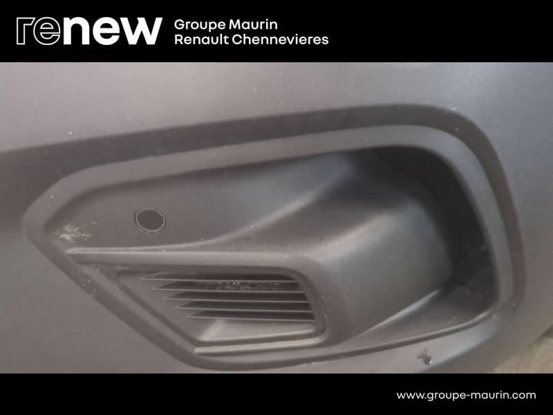 RENAULT Kangoo Van d’occasion à vendre à CHENNEVIÈRES-SUR-MARNE chez ADP - SOVEA 94 (Photo 8)