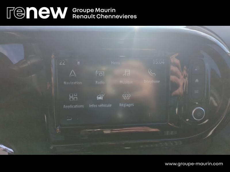 RENAULT Twingo d’occasion à vendre à CHENNEVIÈRES-SUR-MARNE chez ADP - SOVEA 94 (Photo 18)