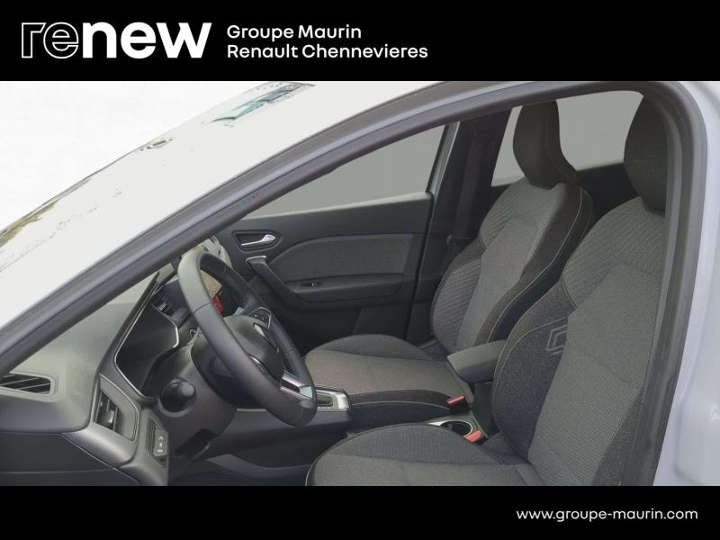 RENAULT Captur d’occasion à vendre à CHENNEVIÈRES-SUR-MARNE chez ADP - SOVEA 94 (Photo 15)