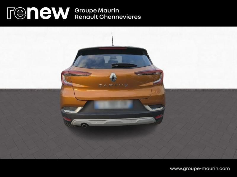 RENAULT Captur d’occasion à vendre à CHENNEVIÈRES-SUR-MARNE chez ADP - SOVEA 94 (Photo 6)