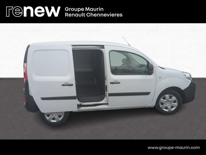 RENAULT Kangoo Express VUL d’occasion à vendre à CHENNEVIÈRES-SUR-MARNE chez ADP - SOVEA 94 (Photo 7)