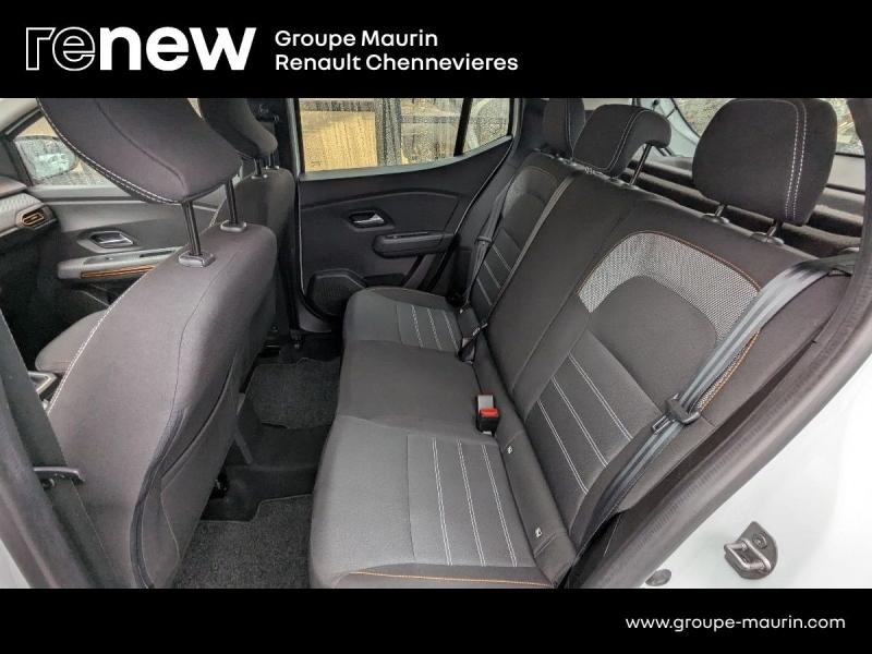DACIA Sandero d’occasion à vendre à CHENNEVIÈRES-SUR-MARNE chez ADP - SOVEA 94 (Photo 9)