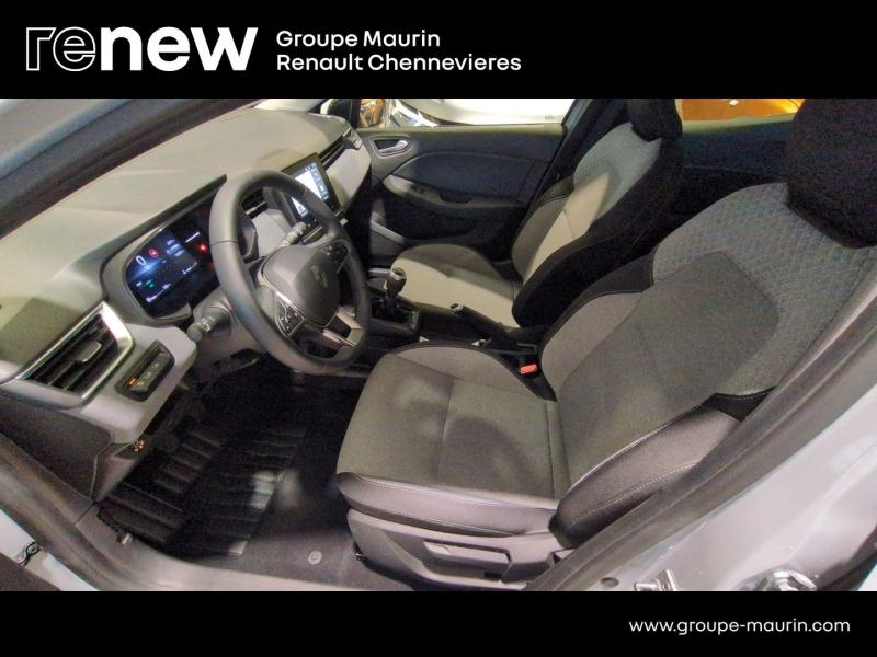 RENAULT Clio d’occasion à vendre à CHENNEVIÈRES-SUR-MARNE chez ADP - SOVEA 94 (Photo 10)