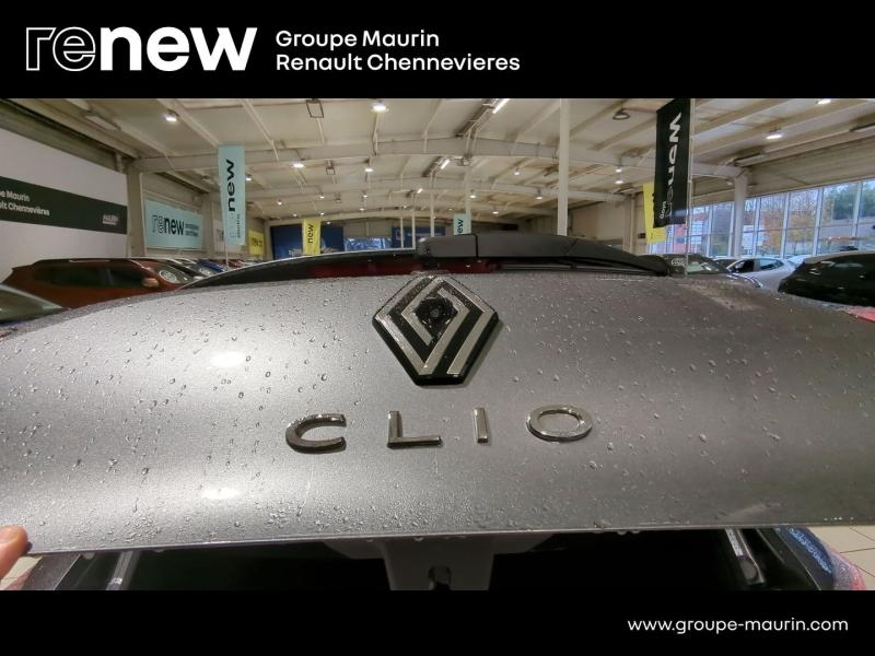 RENAULT Clio d’occasion à vendre à CHENNEVIÈRES-SUR-MARNE chez ADP - SOVEA 94 (Photo 9)