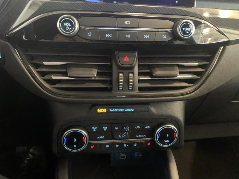 FORD Kuga d’occasion à vendre à CHENNEVIÈRES-SUR-MARNE chez ADP - SOVEA 94 (Photo 12)