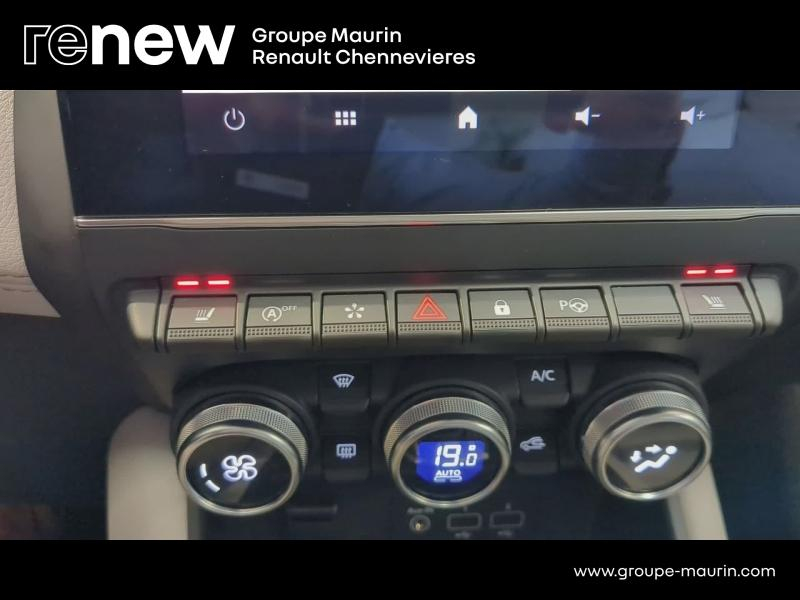 RENAULT Captur d’occasion à vendre à CHENNEVIÈRES-SUR-MARNE chez ADP - SOVEA 94 (Photo 16)