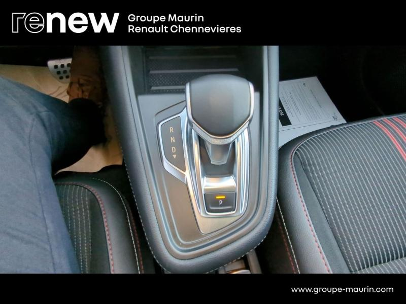 RENAULT Captur d’occasion à vendre à CHENNEVIÈRES-SUR-MARNE chez ADP - SOVEA 94 (Photo 17)