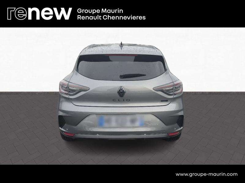 RENAULT Clio d’occasion à vendre à CHENNEVIÈRES-SUR-MARNE chez ADP - SOVEA 94 (Photo 6)
