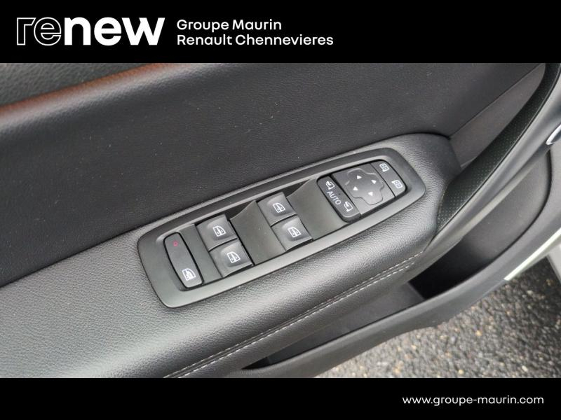 RENAULT Megane d’occasion à vendre à CHENNEVIÈRES-SUR-MARNE chez ADP - SOVEA 94 (Photo 14)