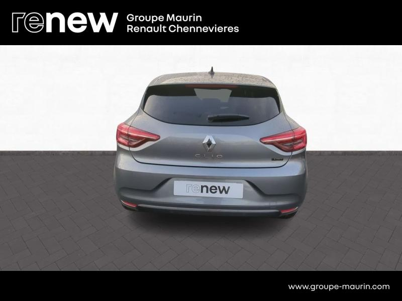 RENAULT Clio d’occasion à vendre à CHENNEVIÈRES-SUR-MARNE chez ADP - SOVEA 94 (Photo 6)