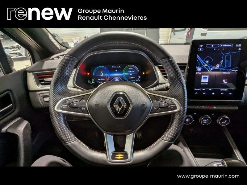 RENAULT Captur d’occasion à vendre à CHENNEVIÈRES-SUR-MARNE chez ADP - SOVEA 94 (Photo 14)