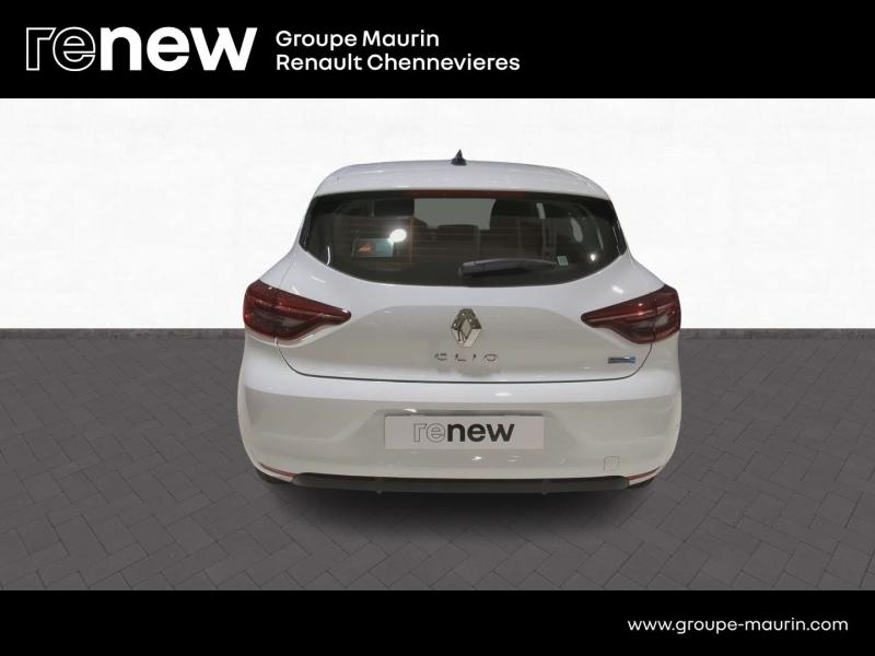 RENAULT Clio d’occasion à vendre à CHENNEVIÈRES-SUR-MARNE chez ADP - SOVEA 94 (Photo 6)