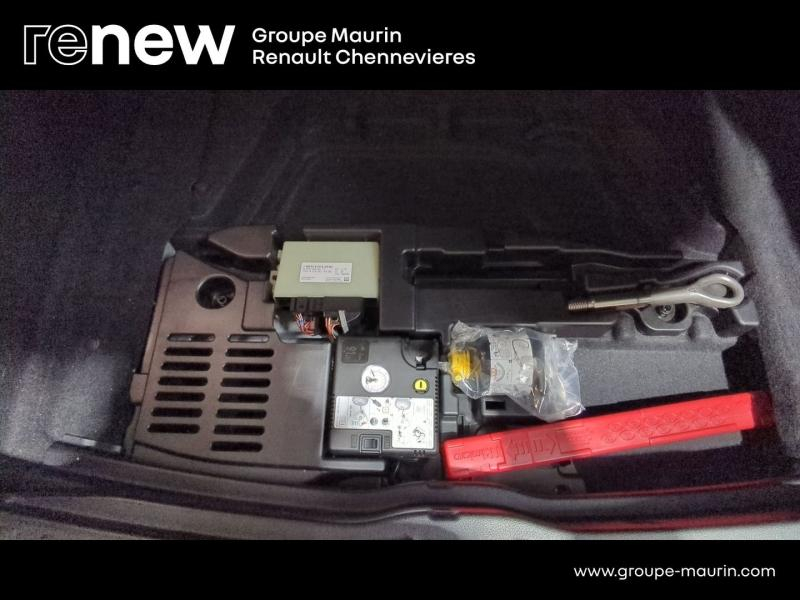 MERCEDES-BENZ Classe GLA d’occasion à vendre à CHENNEVIÈRES-SUR-MARNE chez ADP - SOVEA 94 (Photo 8)