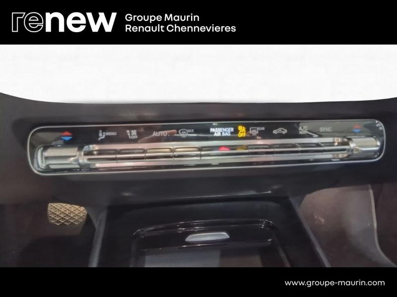 MERCEDES-BENZ Classe GLA d’occasion à vendre à CHENNEVIÈRES-SUR-MARNE chez ADP - SOVEA 94 (Photo 16)