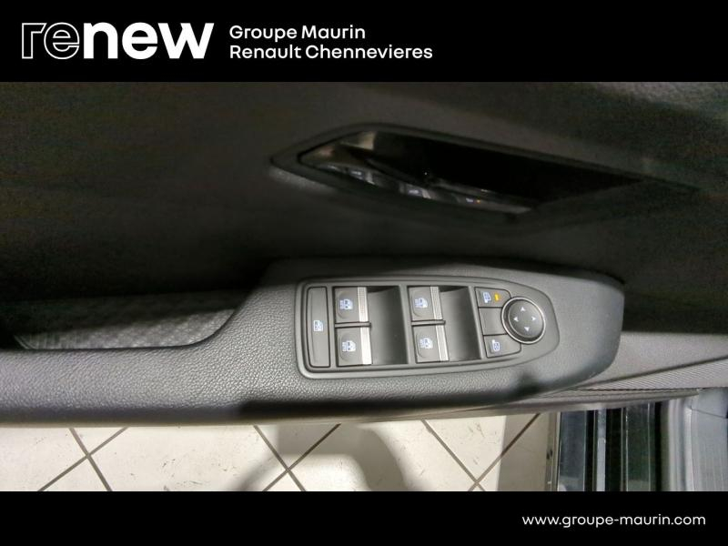 RENAULT Megane d’occasion à vendre à CHENNEVIÈRES-SUR-MARNE chez ADP - SOVEA 94 (Photo 19)