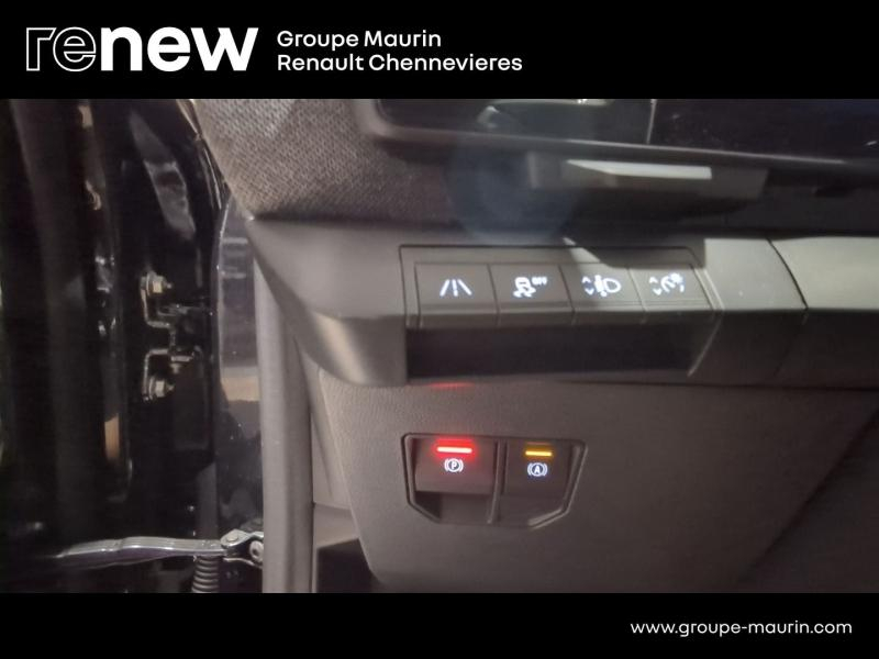 RENAULT Megane d’occasion à vendre à CHENNEVIÈRES-SUR-MARNE chez ADP - SOVEA 94 (Photo 20)